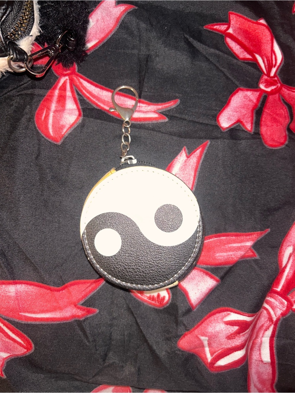 Yin Yang Round Keychain Coin Pouch - Black & White